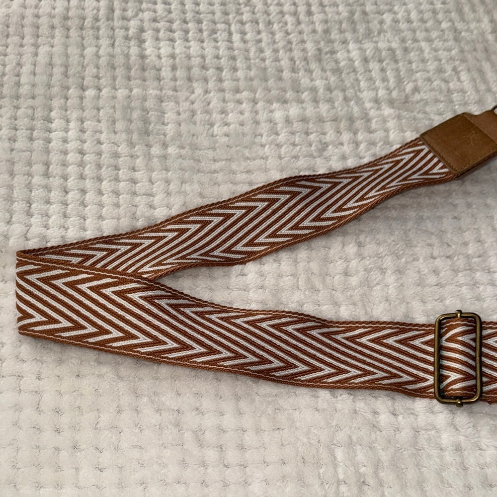 πβ¨ EUC Mini Backpack Sling Purse | Brown Faux Leather β¨π - Picture 9 of 9